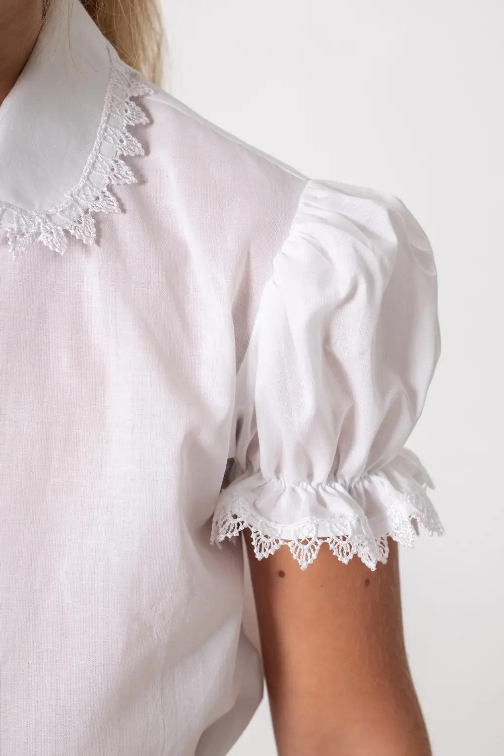 Pattern 1107 blouse for girls