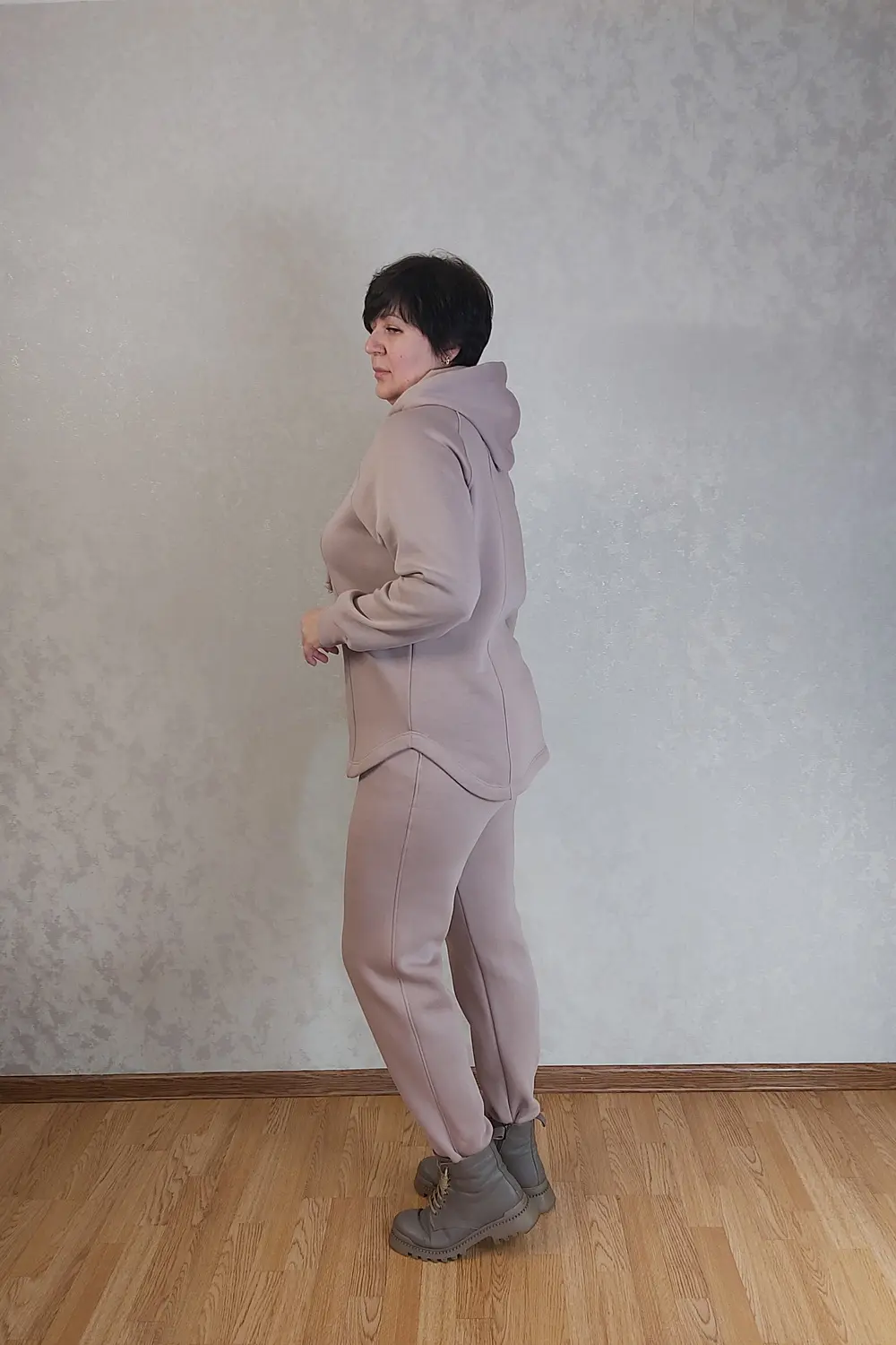 Выкройка 384 худи для женщин